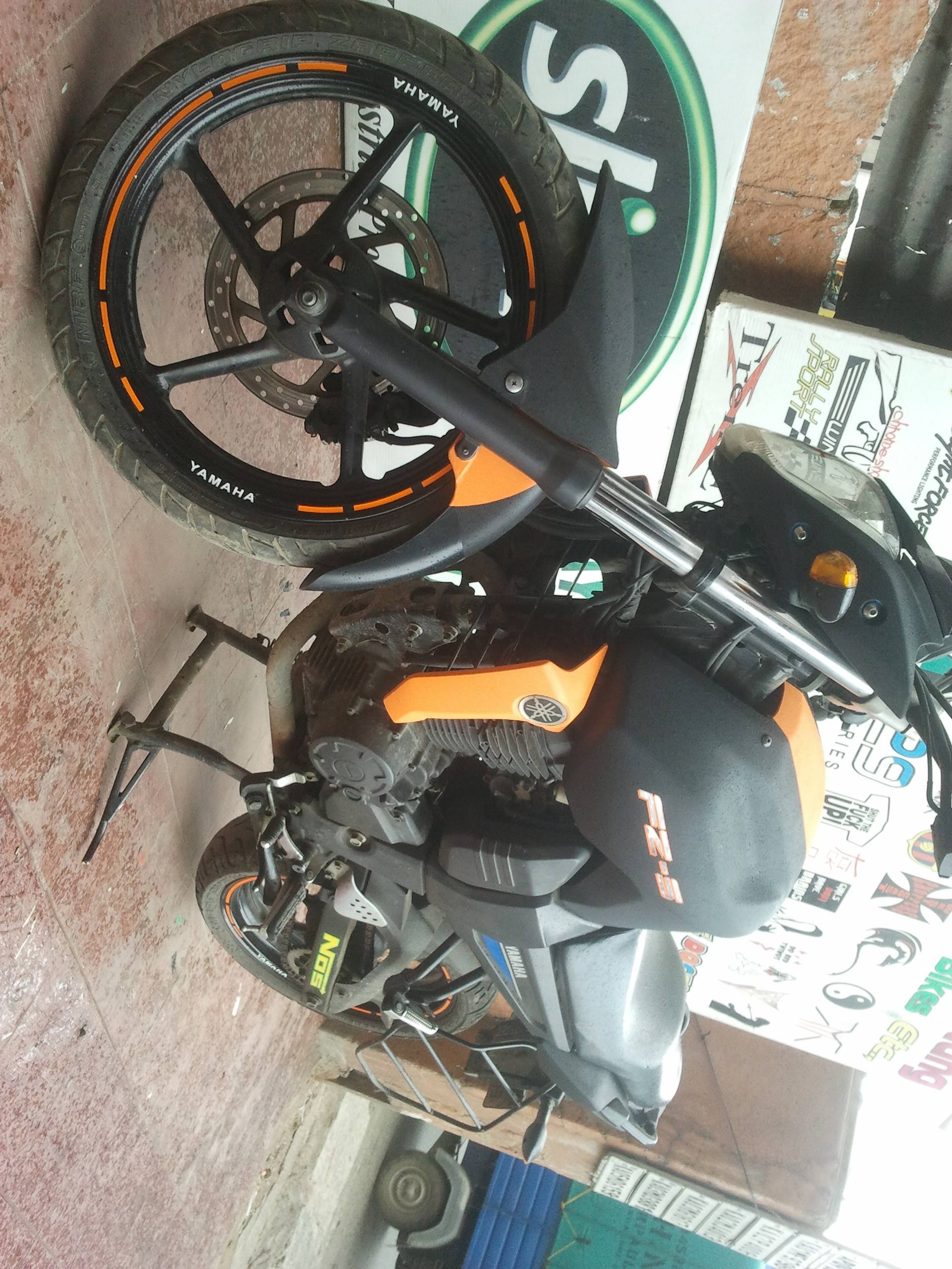 black & orange wraped product image