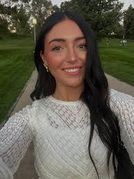 Isabella Reeves (@bella.reeves) • Instagram photos and videos