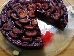 Kuchen in der form abkühlen lassen. Mein Saftigster Pflaumenkuchen Lotta Kochende Leidenschaft