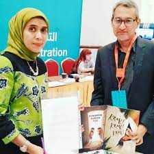Check spelling or type a new query. Mizan Com Ceo Pelangi Mizan Sari Meutia Menandatangani Kontrak Penerbitan 3 Buku Untuk Diterjemahkan Dalam Bahasa Melayu Dengan Penerbit Pustaka Nasional Singapura Di Acara Sharjah International Book Fair Uea Facebook