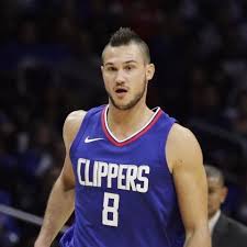 Danilo gallinari is an italian professional basketball player for the atlanta hawks of the national basketball association. Hawks Danilo Gallinari Knee Questionable For Wednesday
