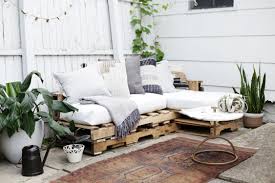 How To Make A Couch Out Of Pallets Hunker Pallet Furniture Outdoor Diy Pallet Couch Outdoor Couch Cushions