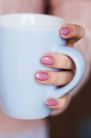 Heraugeber | quellen x dieer artikel wurde von unerer redaktion korrektur geleen, die die artikel auf richtigkeit. Gelnagel Selber Machen Anleitung 2021 Nagelpflege Nagelformen Nagelprobleme