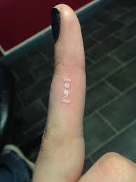Ceker white ink finger tattoos. These White Ink Finger Tattoos Are The Perfect Tiny Ink Revelist