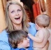 Lindsay Breault's Instagram, Twitter & Facebook