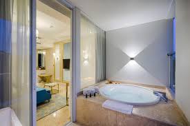 Taman mini indonesia indah (tmii) adalah salah satu tempat wisata populer di jakarta yang ikonik sejak tahun 1990. 10 Hotel Dengan Jacuzzi Terbaik Di Bandung Indonesia Booking Com