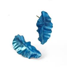 Signed Holly Yashi super Triangle Niobium