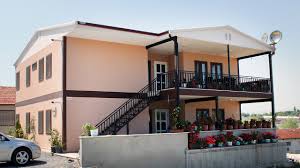 Mutfağınızda hem oturmak hem de üst raflardaki eşyalarınızı rahatça almak için. Dubleks Prefabrik Ev Ozge Yapi A S 444 7879