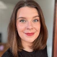 Abigail Booth's Instagram, Twitter & Facebook