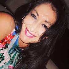 Alicia Winstead's Instagram, Twitter & Facebook