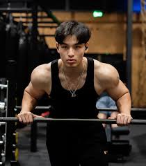 Average toji fangirl #gym #gymmotivation #fitness #chrisdyna