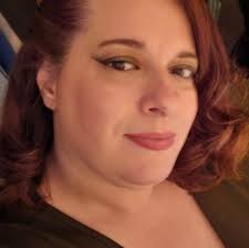 Historic Apt House in Peoria with utility meters