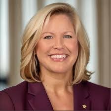 Amanda Degnan's Instagram, Twitter & Facebook