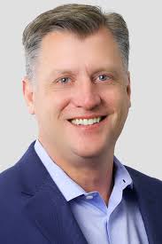 Travis Sessions's Instagram, Twitter & Facebook