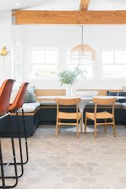 The mid century modern dining chairs your home must have | unique blog. California Home With Boho Interiors Home Bunch Interior Design Ideas