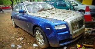 Its customers were asking for an suv, rolls people tell us, and it's not as if the company needs to move all that many for it to be a success. Mistreated Rolls Royces Bentleys Mercedes Benzes Of India