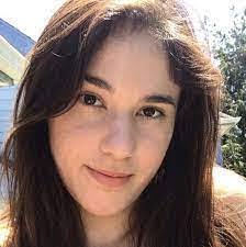 Nusrat Symons's Instagram, Twitter & Facebook