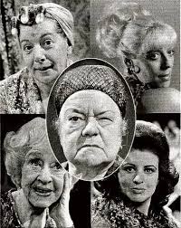 𝗗𝗥𝗢𝗣 𝗔 𝗛𝗘𝗔𝗥𝗧 𝗔𝗡𝗗 𝗦𝗔𝗬 𝗬𝗘𝗦 𝗜𝗙 𝗬𝗢𝗨 𝗟𝗢𝗩𝗘 CORONATION  STREET