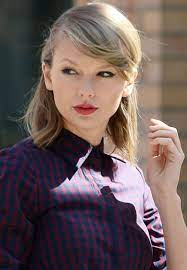 We did not find results for: Here S Taylor Swift S Version Of This Spring S Hottest Hairstyle Half Up Hair Glamour