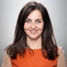 Andrea Pohl's Instagram, Twitter & Facebook