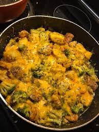 This is also a weight watchers friendly recipe with low points per serving on all. Garlic Butter Potatoes Shrimp And Broccoli Food Dishes Soul Food Food