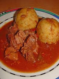 Gulasch Im Schnellkochtopf Ein Raffiniertes Rezept Aus Der Kategorie Rind Bewertungen 21 Durchschnitt O 4 4 Gulasch Rezepte Schnellkochtopf