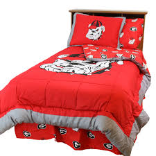 Maybe you would like to learn more about one of these? College Covers Georgia Bulldogs 3 Pc Comforter Set 1 Comforter 2 Shams King Walmart Com Walmart Com