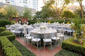 Classic Houston Garden Wedding By Nancy Aidee Houston Real Wedding Wedding Venue Houston River Oaks Garden Club Wedding Outdoor Wedding Venues