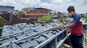 Selain tiga hal tersebut, khai juga mengajak untuk menanam sayur di rumah. Warga Kota Yogya Sulap Atap Rumahnya Jadi Kebun Cabai Nan Menjanjikan Tribun Jogja