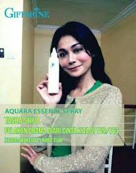 Aqilah, seorang doktor pakar gastroenterologi. Giffarine Aquara Essence Spray Glowing Skin Shopee Malaysia