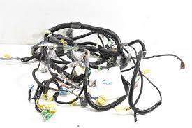 In response to that acura started an era of drastic redesigns and the introductions of new models with rl replacing the legend and the rsx and tsx eventually replacing the integra. 2002 2004 Acura Rsx Type S Rear Wiring Harness Oem 02 04 Ebay