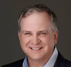 Valencia Hotel Collection Inc (VHC: Employee Directory