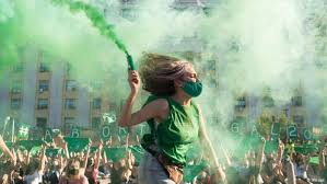 Hacia un reconocimiento urgente y necesario. El Aborto Profundiza Las Brechas En Argentina Argentina Dw 20 11 2020