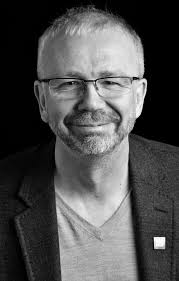 Media Press Release: New Chapter for imitating the dog