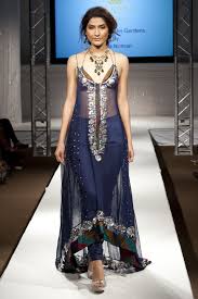 Anitta pre pa ra ( rana suzana dança e muitoo) gif. Pin By Suzana Nory Diaz On Fashion Traditional Modern Women Wear Pakistan Fashion Dress Party India Fashion Pakistani Fashion