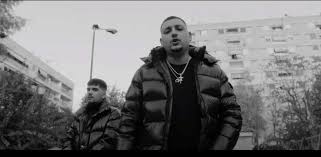 Official madclip page multi platinum artist ! Elpida O Madclip Epestrepse Me Neo Video Clip Ligo Prin Thn Kykloforia Toy Neoy Toy Album Neolaia Gr