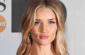 To find out more please refer to our privacy and cookie policy pages. Rosie Huntington Whiteley Und Das Alter