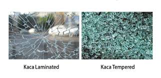 Banyak orang dari berbagai kalangan sangat minat dengan tampilan kaca yang elegan, menjadikan tampilan hunian terlihat lebih modern dan tentu saja lebih terlihat berkelas. Mengenal Perbedaan Kaca Tempered Dengan Kaca Laminated