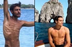 Scopri i concorrenti dell'#isola 2021, il cast completo e guarda foto e video. Isola Dei Famosi Le Condizioni Di Awed Allarmano Decisione Drastica