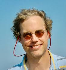 Thomas Hoey's Instagram, Twitter & Facebook