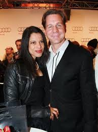 Exhibitions which drew upon the collection of charles saatchi, led to saatchi gallery becoming a recognised authority in contemporary art globally. Who Is Thomas Heinze Dating Thomas Heinze Girlfriend Wife