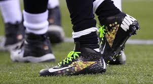 As lynch's popularity has swelled over the past few years, so has the public's knowledge of his love for skittles. Rb Marshawn Lynch Fined For Wearing Skittles Cleats