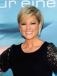 Frisuren ausprobieren ipad helena blog. Tyra Banks Kurze Oder Lange Haare Helene Fischer Kurze Haare Helene Fischer Frisur Lange Haare Bilder