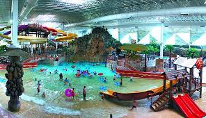 Indoor Water Parks To Visit During Fall And Winter Water Parks In Pa Indoor Water Park Resorts Indoor Waterpark