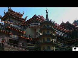 Kek lok si temple famous penang kek lok si chinese temple the temple of the peak of bliss it is the most famous and biggest buddhist temple in malaysia and one of the first built in se asia. Kek Lok Si Scholarship Suggested Addresses For Scholarship Details Scholarshipy