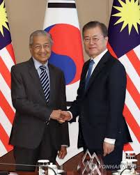 2nd Ld Moon Mahathir Agree On Strategic Partnership Between S Korea Malaysia Yonhap News Agency