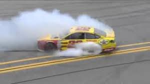 2014 daytona 500 crank it up part 1. The Sounds Of A Nascar Race Hilariously Dubbed Over With Human Voices