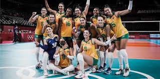 Técnico traça planos para sua última temporada à frente da seleção brasileira, conta com oposta campeã olímpica e não descarte retorno de mais medalhista olímpicas. 4qmhbj6pkitvtm