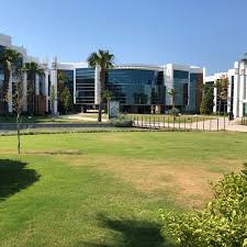 Uzun süredir hukuk fakültesi olan üniversitelerde dahi öğrenci. Bakircay Universitesi Menemen Izmir Da Fotograflar