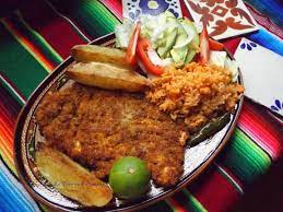 Milanesa De Pollo Chicken Milanesa Spicy Breaded Chicken Breast La Pina En La Cocina